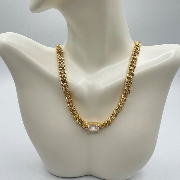 Macy's Emerald-Cut Cubic Zirconia Cable Link Necklace in Gold-Tone MSRP $350 NWT - Picture 3 of 8